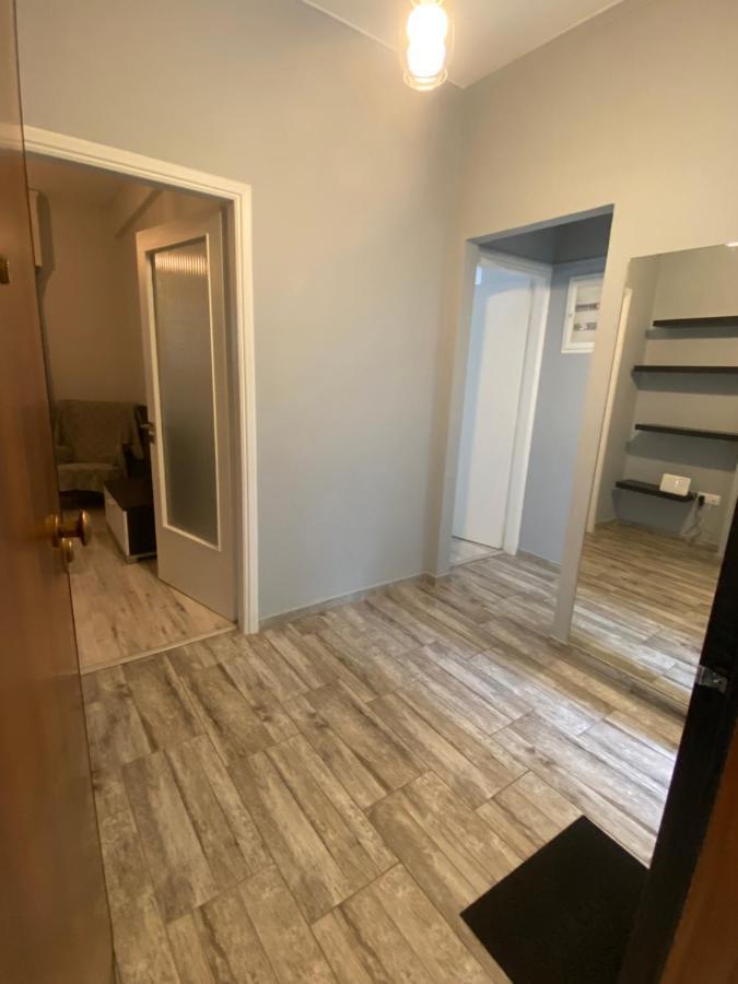 Lovely Apartment/1Bedroom Next To Metro Афины Экстерьер фото